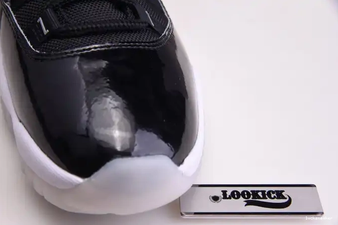 Reps LUCY Anniversary Air 11 Jordan 25th CT8012-011 0531